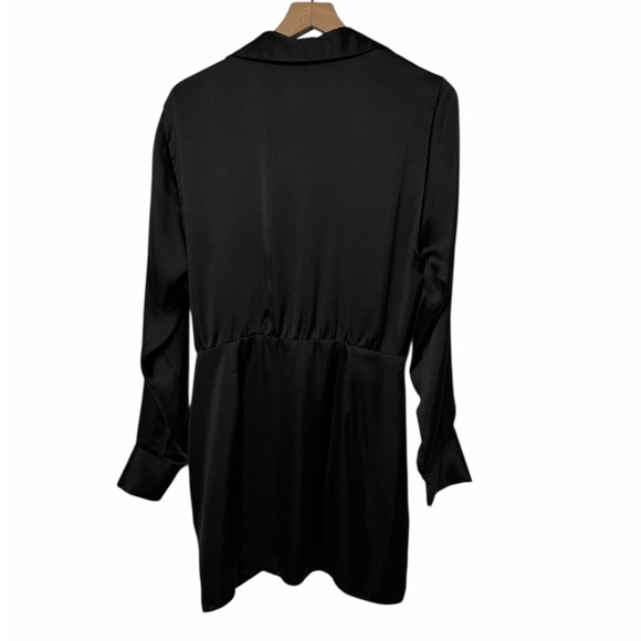 ZARA WOMEN'S BLACK SATIN MINI LONG SLEEVE DRESS SIZE LARGE PRE-OWNED - Picture 3 of 7